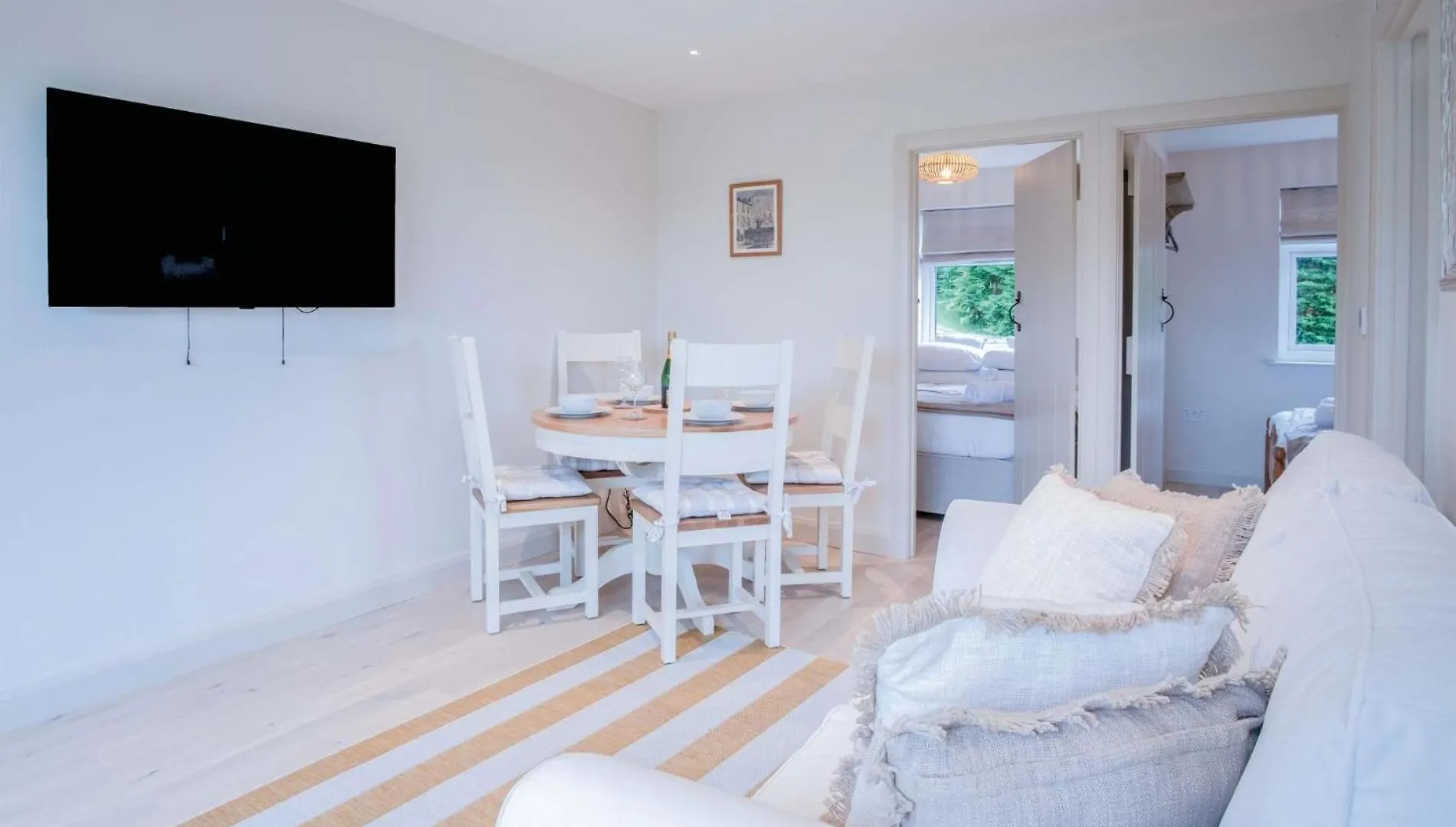 Bayview 3 - 2 Bedroom Chalet - Bayview Oxwich